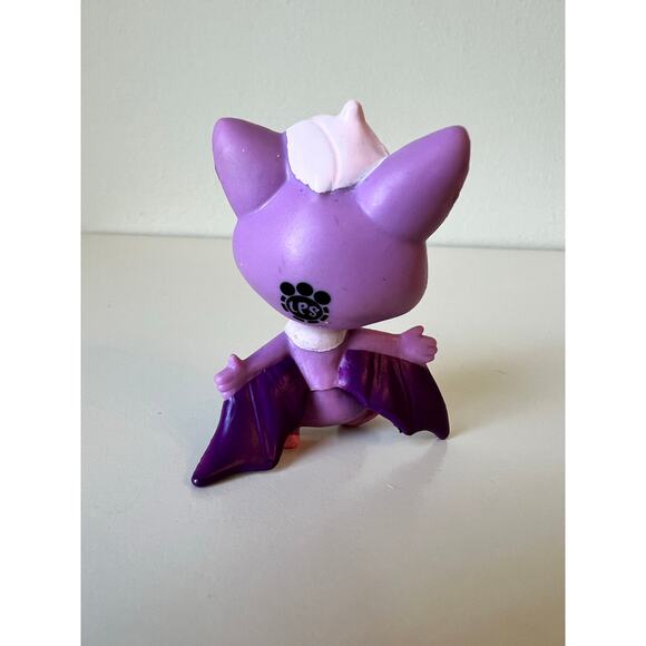 Littlest Pet Shop LPS Singles Stormie Batters #3882 Pet Toy - Picture 4 of 5
